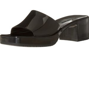 New In Box -Steve Madden Harlin Heeled Sandals -Size 11